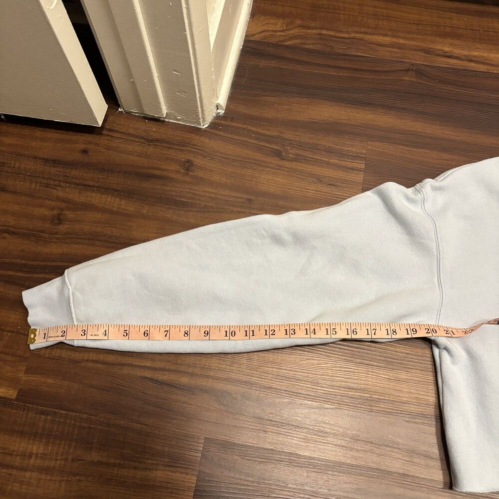 Aritzia Tna Sz Small Light Blue Cozy Fleece Perfect Cropped Raw Hem Sweatshirt - Picture 8 of 8